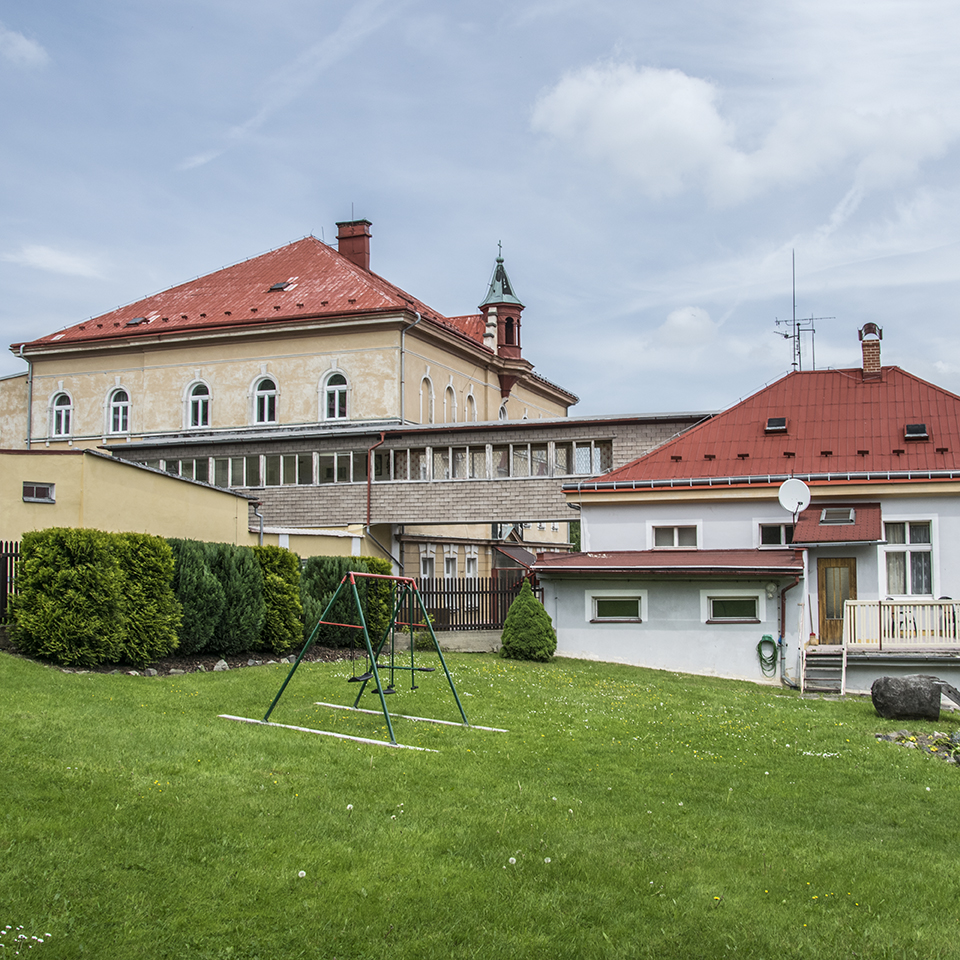 Jiřetín pod Jedlovou, Monastery Guest House - 