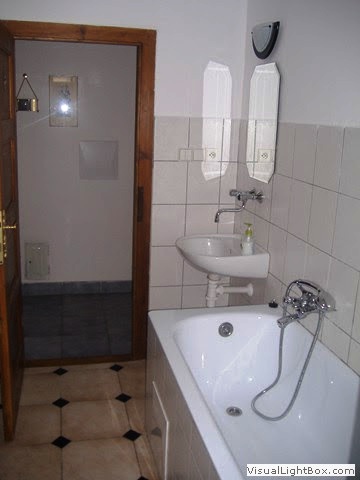 Dolní Žandov - Dolní Žandov, Farní penzion Dolní Žandov - Dámská koupelna s WC v prvním patře