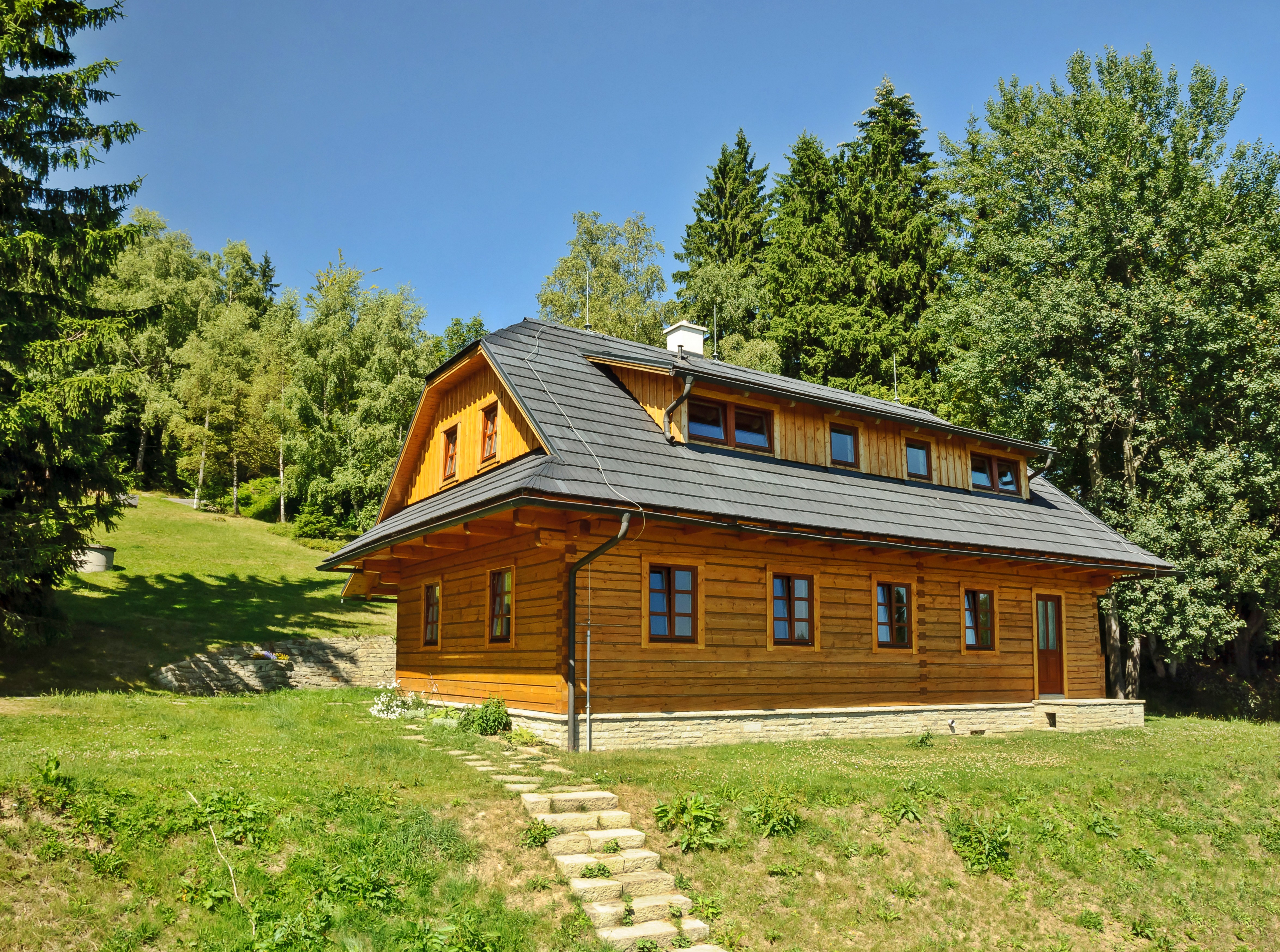 Staré Hamry - Gruň, Wooden house near St. Joseph Gruň - 